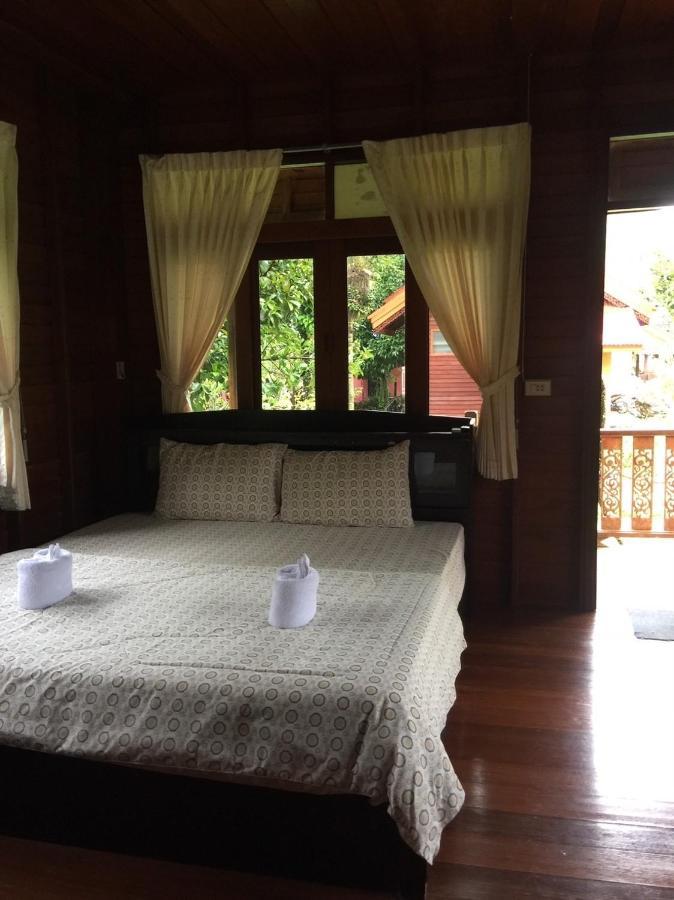 Phet Ban Suan Hotel Ко Чанг Екстериор снимка